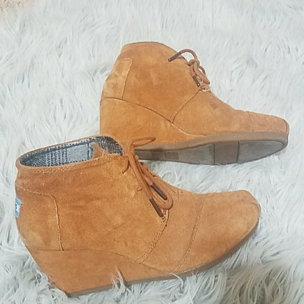 Toms Brown wedge booties